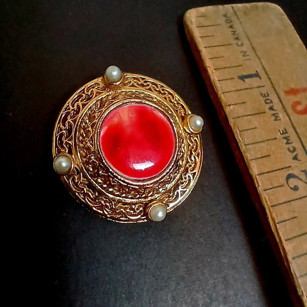 Vintage MCM (or earlier?) gold-tone and red enamel paste brooch. 1950s estimated
